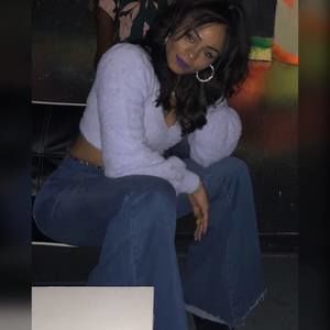 Meet your Posher, Raven